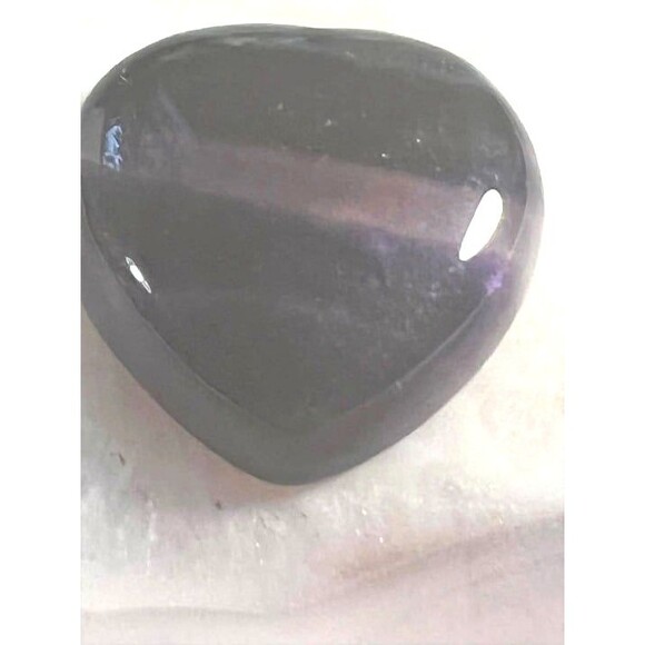 Mini Fluorite Heart Bowl - Picture 4 of 5
